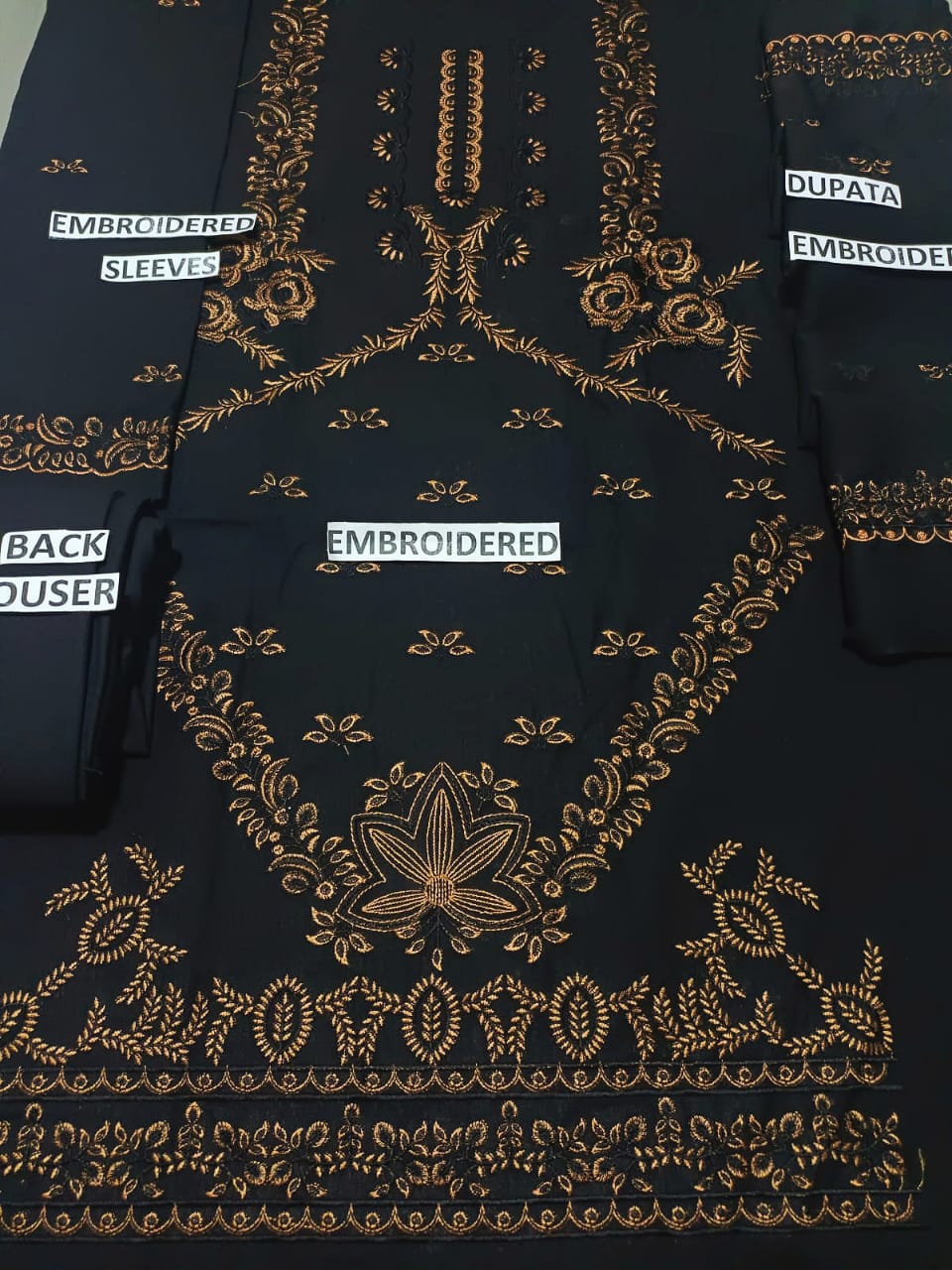 Dananeer Lawn 3PC Embroidered-842 FJ