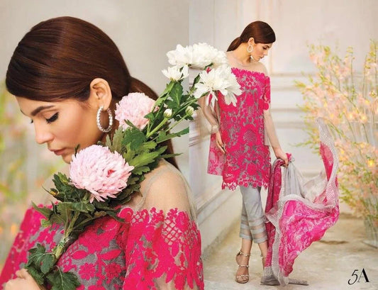 Discover the Elegance of Sana Safinaz Lawn Collection